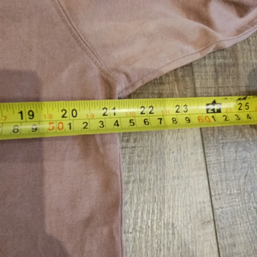 Uniqlo Dusty Rose Brand New condition sweater - Picture 4 of 4